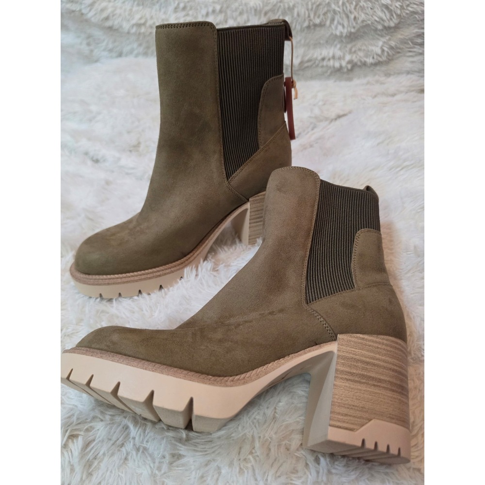 NWT MIA Novie Platform Chelsea Boots - Olive Taupe Suede - Women's Size 9